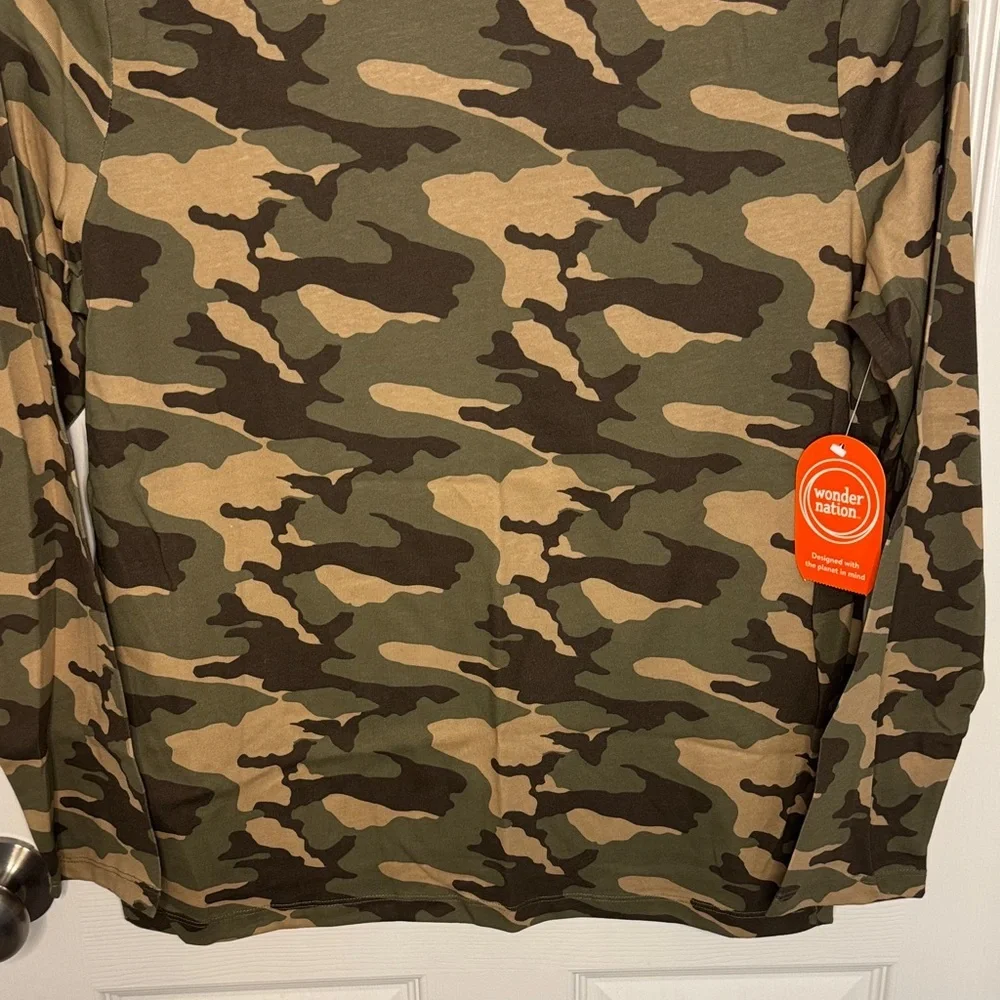 NWT Boys Wonder Nation Camouflage Long Sleeve Tee